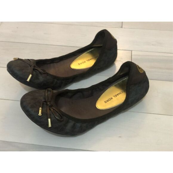 Michael Kors Women's City Logo Signature Print Ballet Flat Slip On Brown Size 6 - Picture 1 of 4
